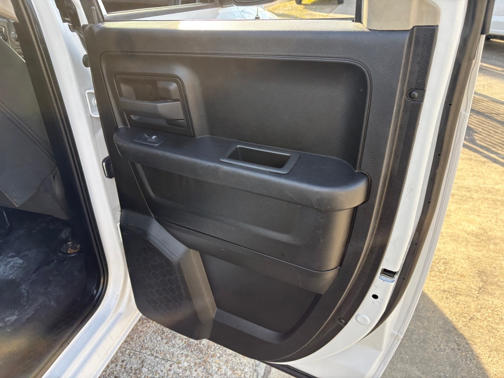 RAM 1500 Classic Tradesman Quad Cab 2WD 2022