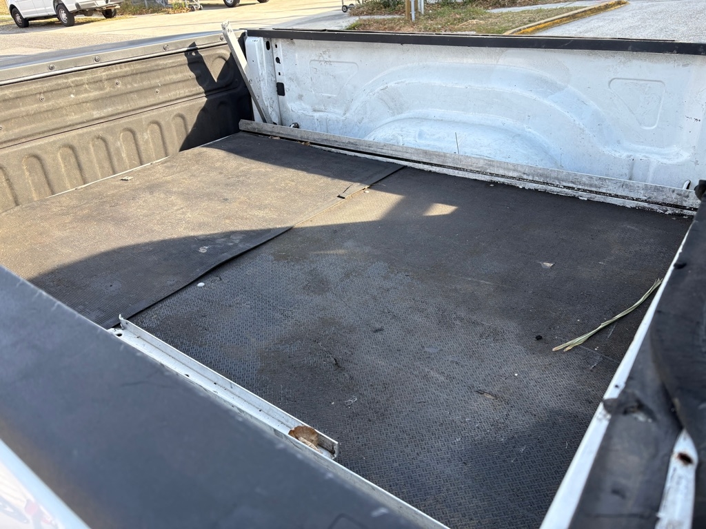 RAM 1500 Classic Tradesman Quad Cab 2WD 2022