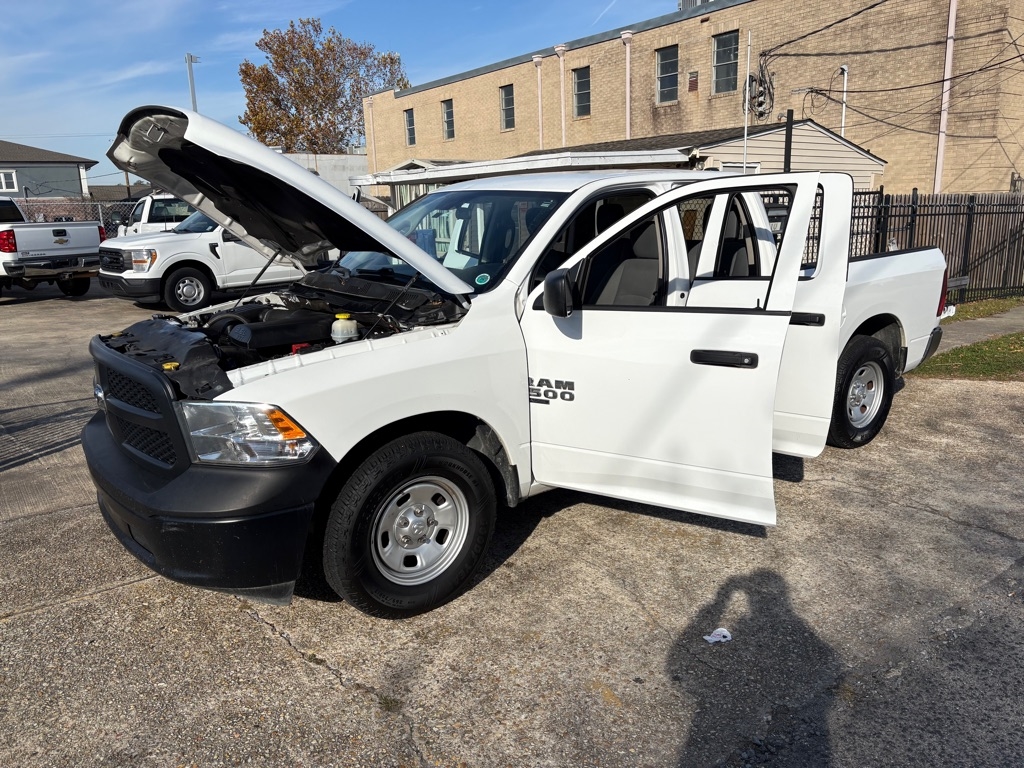 RAM 1500 Classic Tradesman Quad Cab 2WD 2022