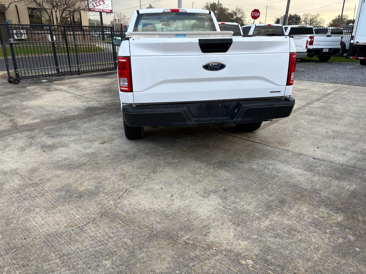 Ford F-150 XL 8-ft. Bed 2WD 2015