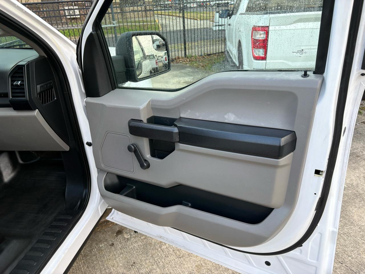 Ford F-150 XL 8-ft. Bed 2WD 2015