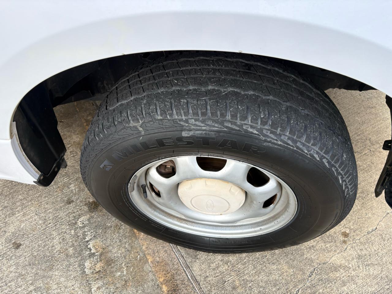 Ford F-150 XL 8-ft. Bed 2WD 2015