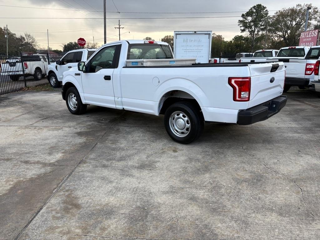 Ford F-150 XL 8-ft. Bed 2WD 2015