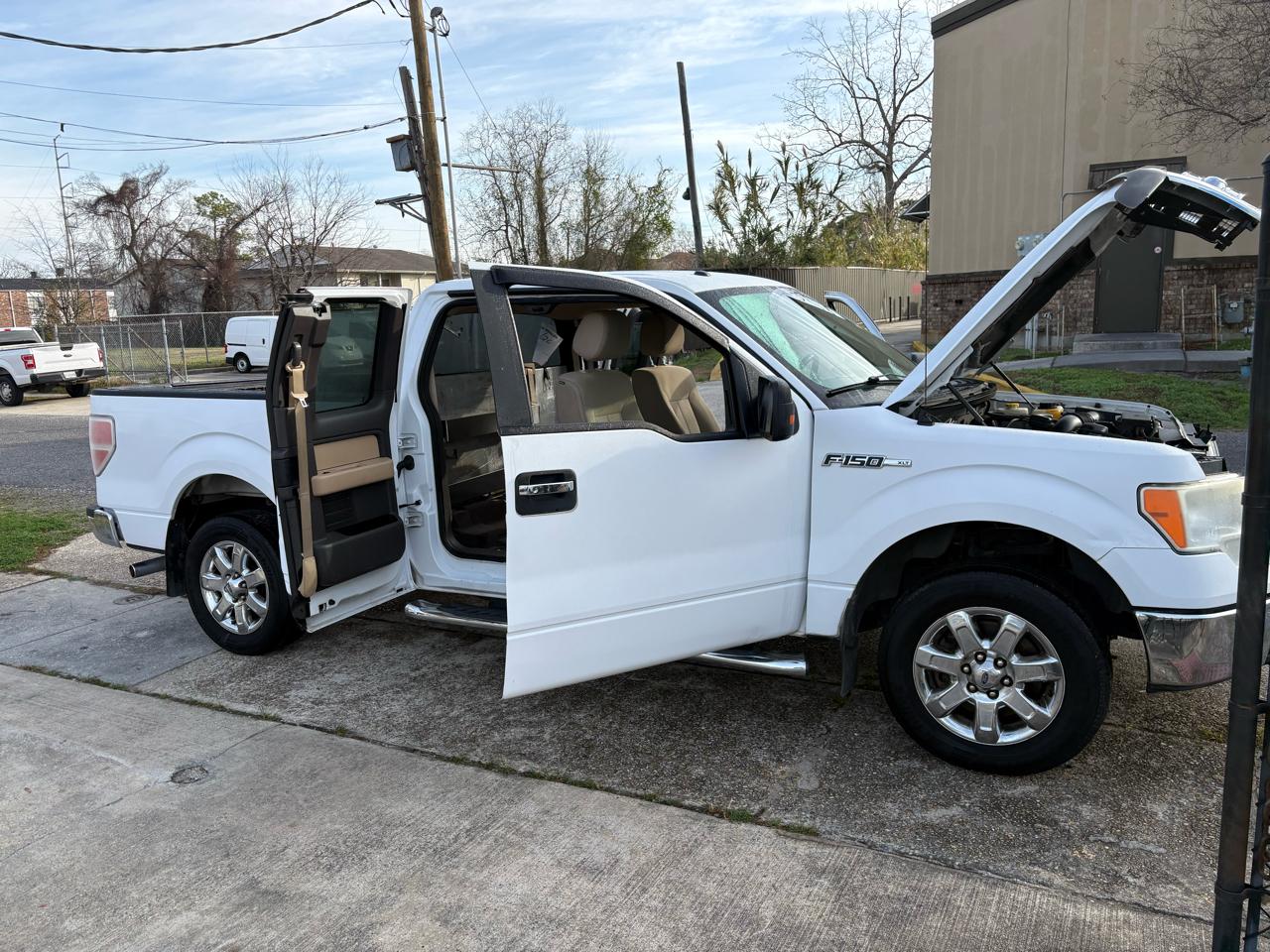 Ford F-150 XL SuperCab 6.5-ft. Bed 2WD 2014