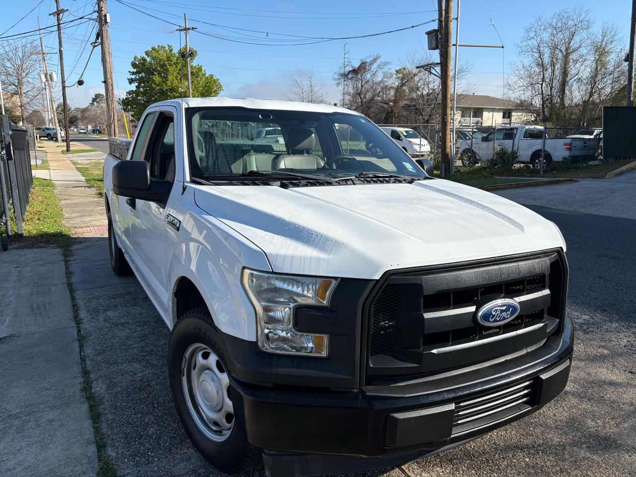Ford F-150 XL SuperCab 6.5-ft. Bed 2WD 2017