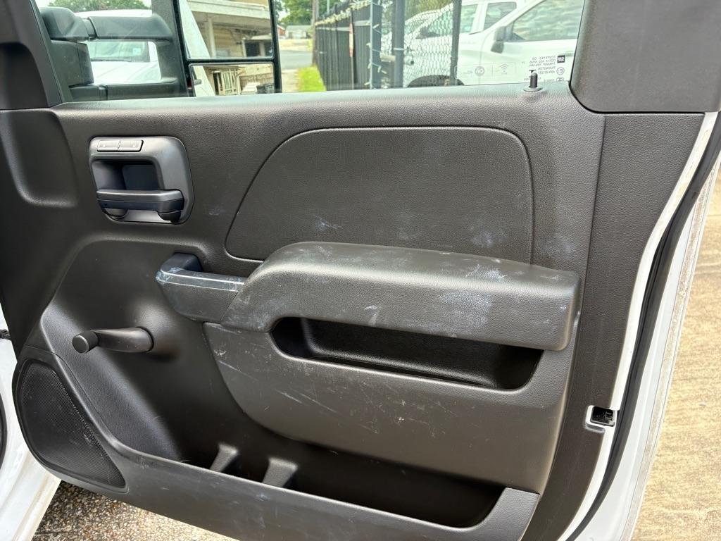 GMC Sierra 2500HD Base Long Box 2WD 2016