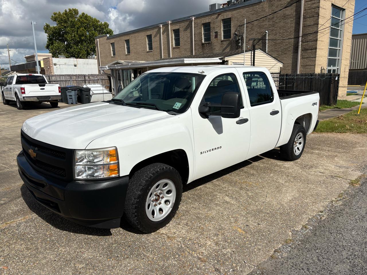 Chevrolet Silverado 1500 Work Truck Crew Cab Short Box 4WD 2013