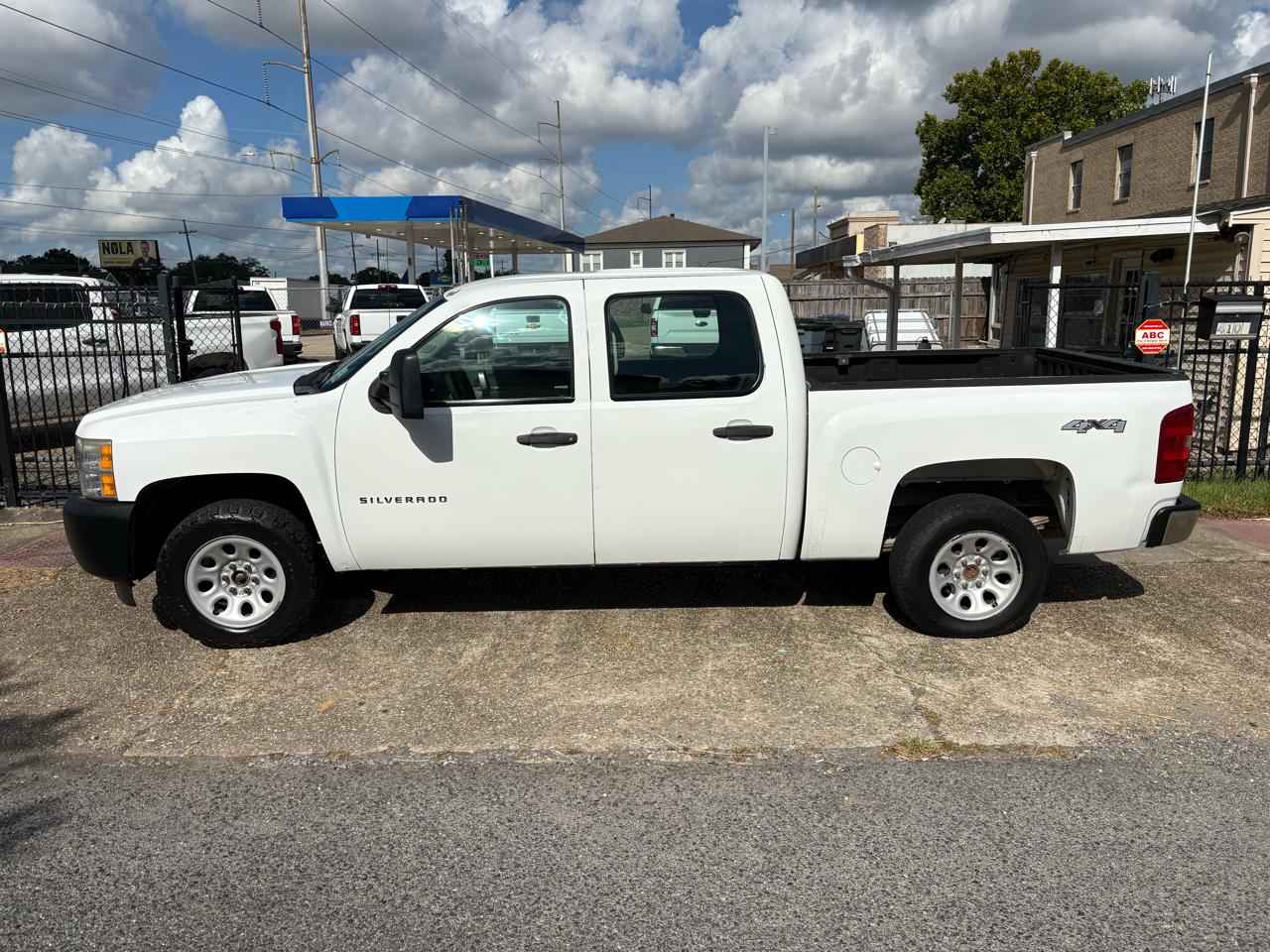 Chevrolet Silverado 1500 Work Truck Crew Cab Short Box 4WD 2013