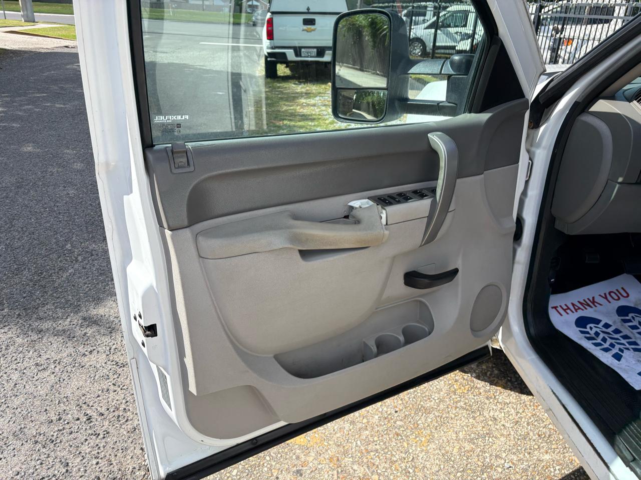 Chevrolet Silverado 1500 Work Truck Crew Cab Short Box 4WD 2013