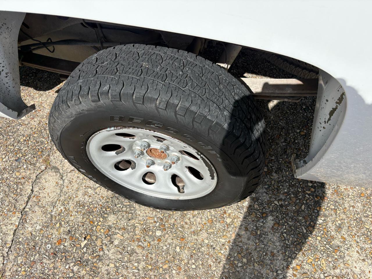 Chevrolet Silverado 1500 Work Truck Crew Cab Short Box 4WD 2013