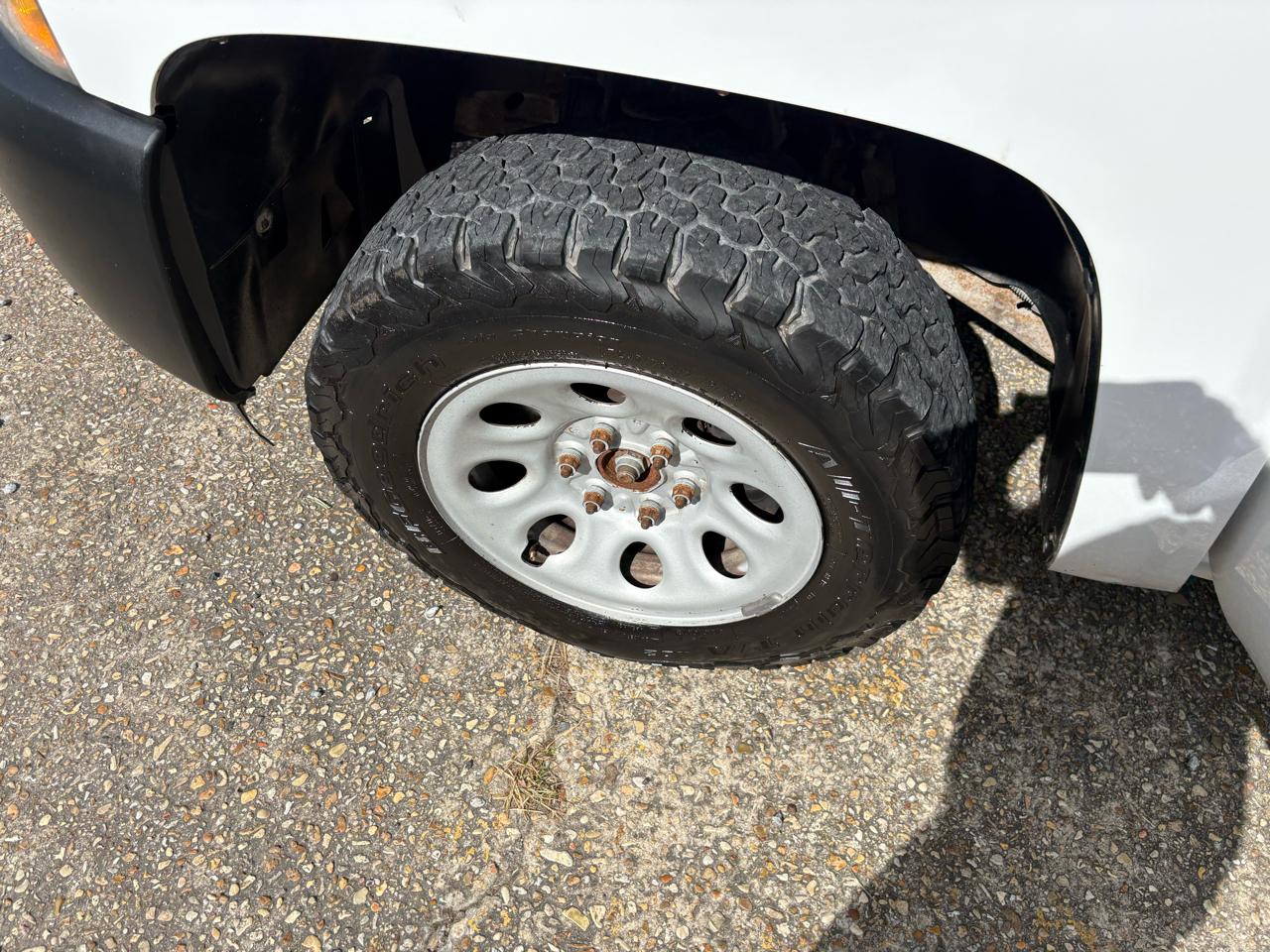 Chevrolet Silverado 1500 Work Truck Crew Cab Short Box 4WD 2013