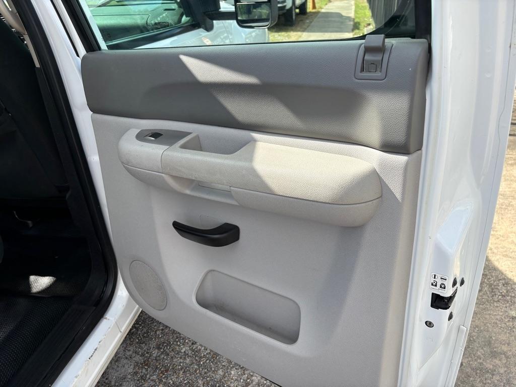 Chevrolet Silverado 1500 Work Truck Crew Cab Short Box 4WD 2013