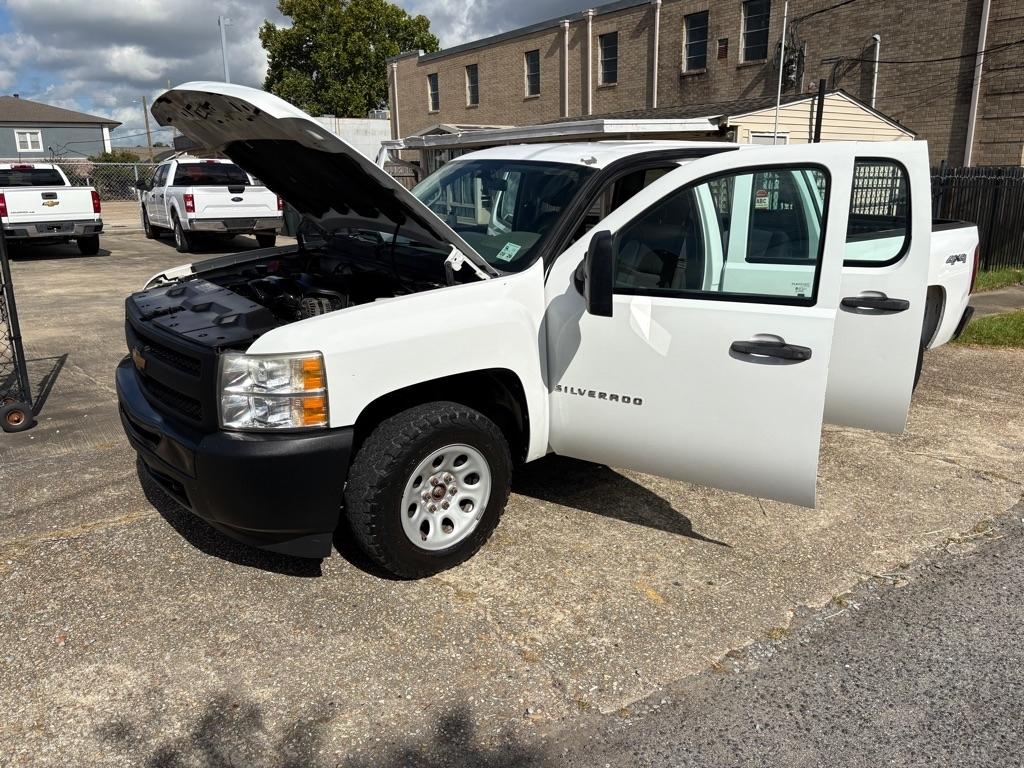 Chevrolet Silverado 1500 Work Truck Crew Cab Short Box 4WD 2013