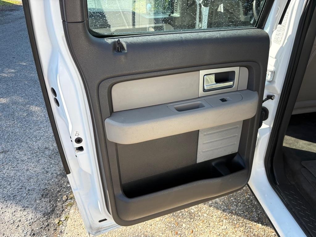 Ford F-150 XL SuperCrew 6.5-ft. Bed 2WD 2009