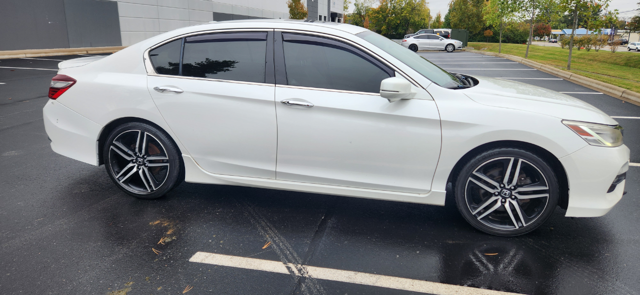 Honda Accord Touring V6 Sedan 6-Spd AT 2016 Honda Accord Touring V6 Sedan 6-Spd AT 2016