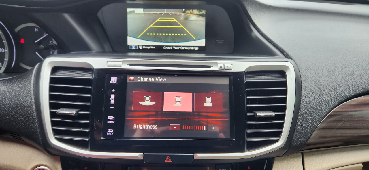 Honda Accord Touring V6 Sedan 6-Spd AT 2016 Honda Accord Touring V6 Sedan 6-Spd AT 2016