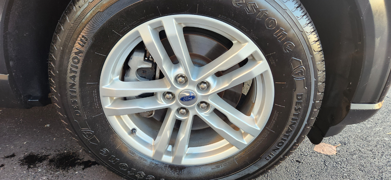 Ford Explorer XLT 2022 Ford Explorer XLT 2022