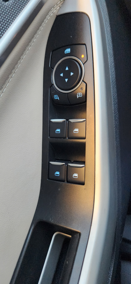 Ford Explorer XLT 2022 Ford Explorer XLT 2022