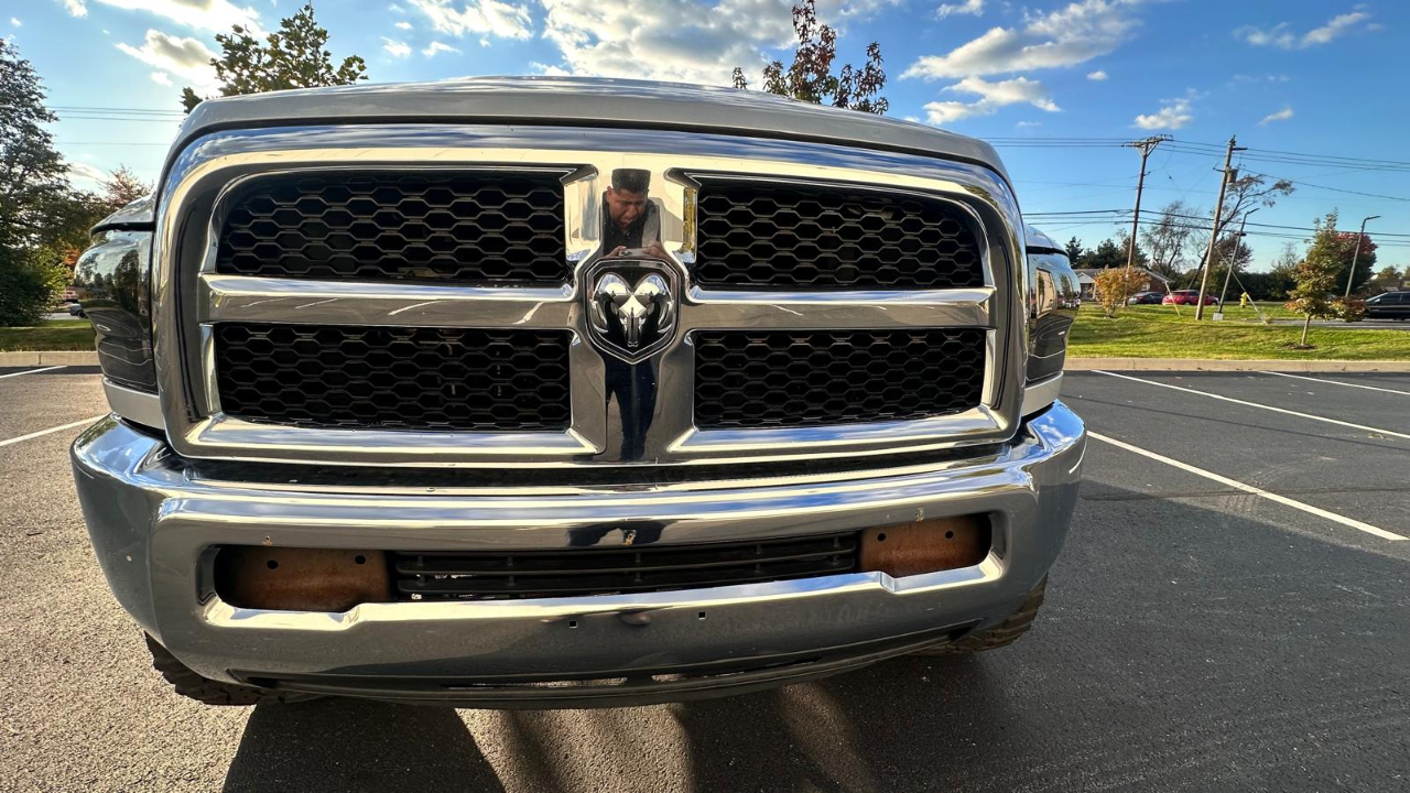 RAM 2500 Tradesman Crew Cab SWB 4WD 2016