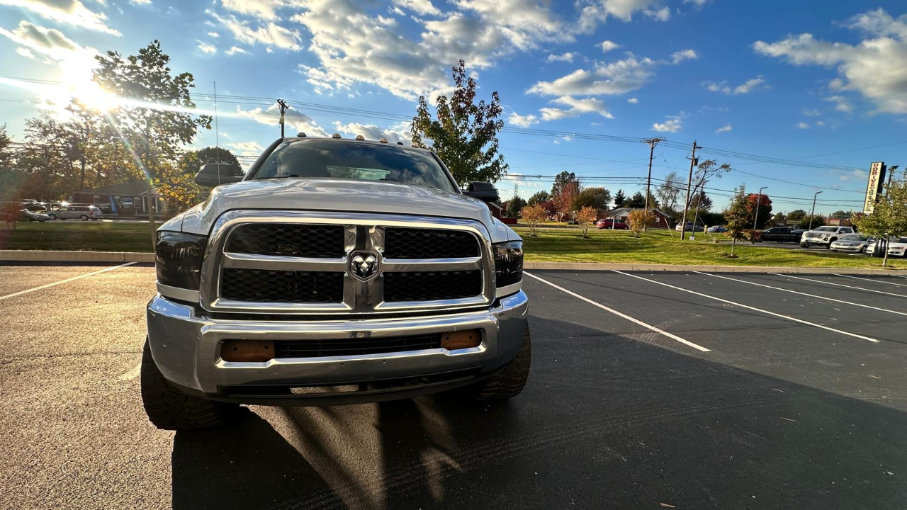 RAM 2500 Tradesman Crew Cab SWB 4WD 2016