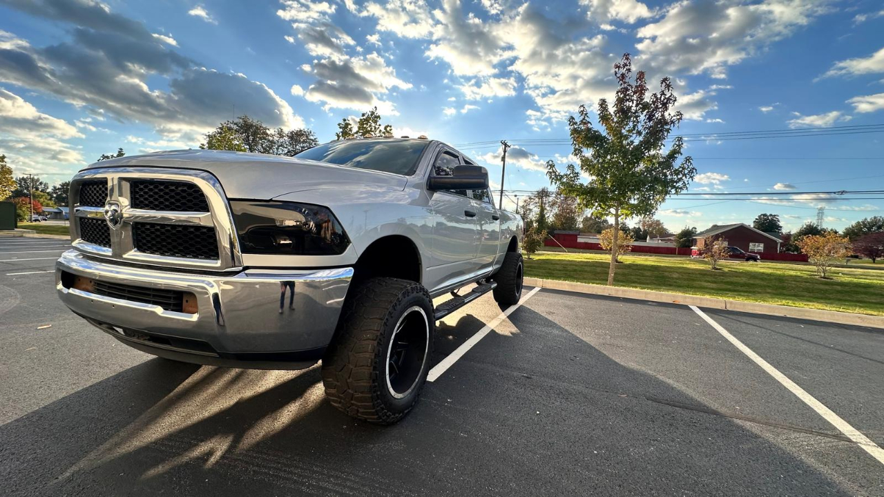 RAM 2500 Tradesman Crew Cab SWB 4WD 2016