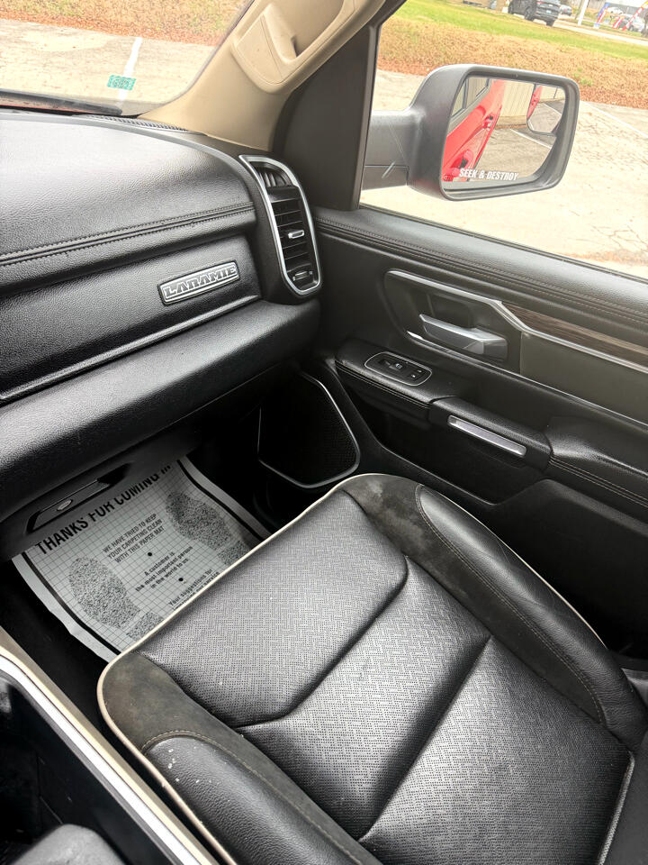 RAM 1500 Laramie Quad Cab 4WD 2020