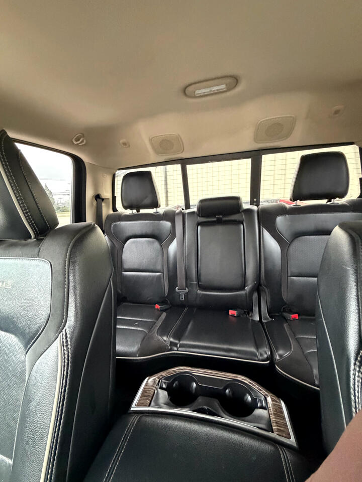 RAM 1500 Laramie Quad Cab 4WD 2020