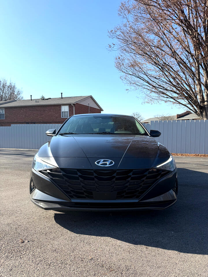 Hyundai Elantra SEL 2022