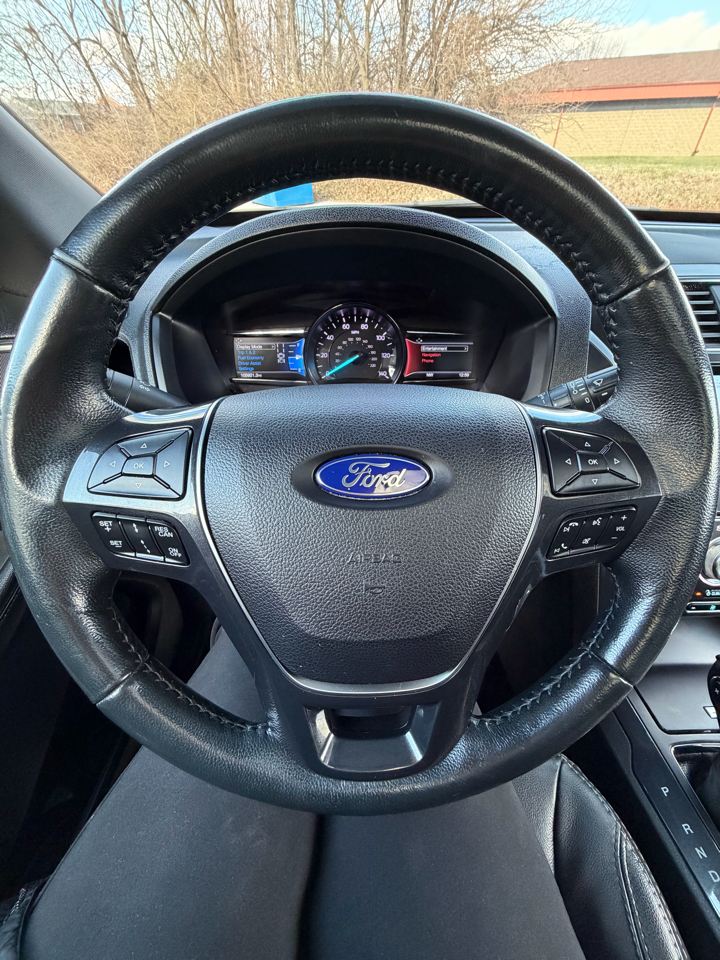 Ford Explorer Limited 4WD 2019