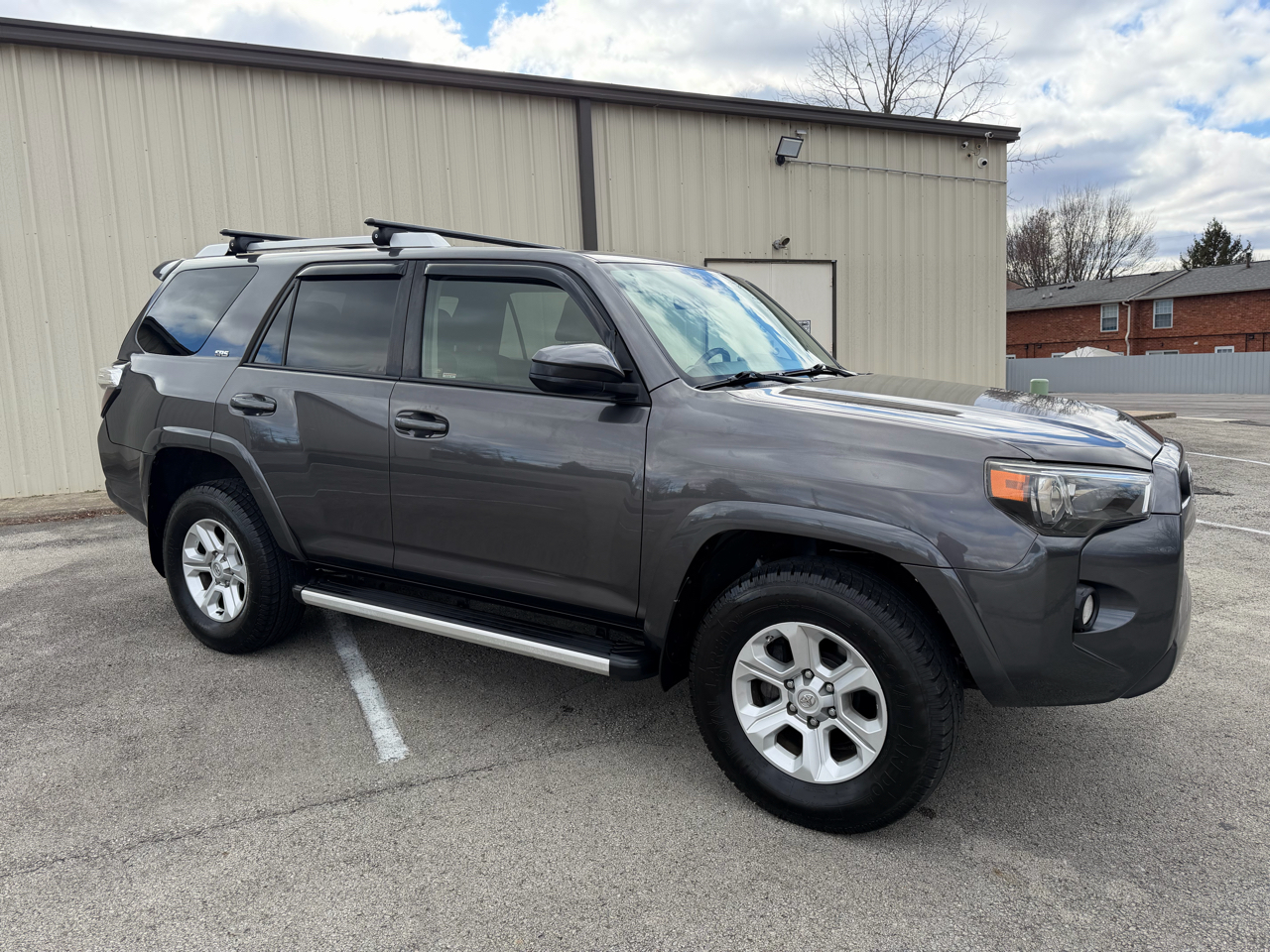 Toyota 4Runner SR5 4WD 2016