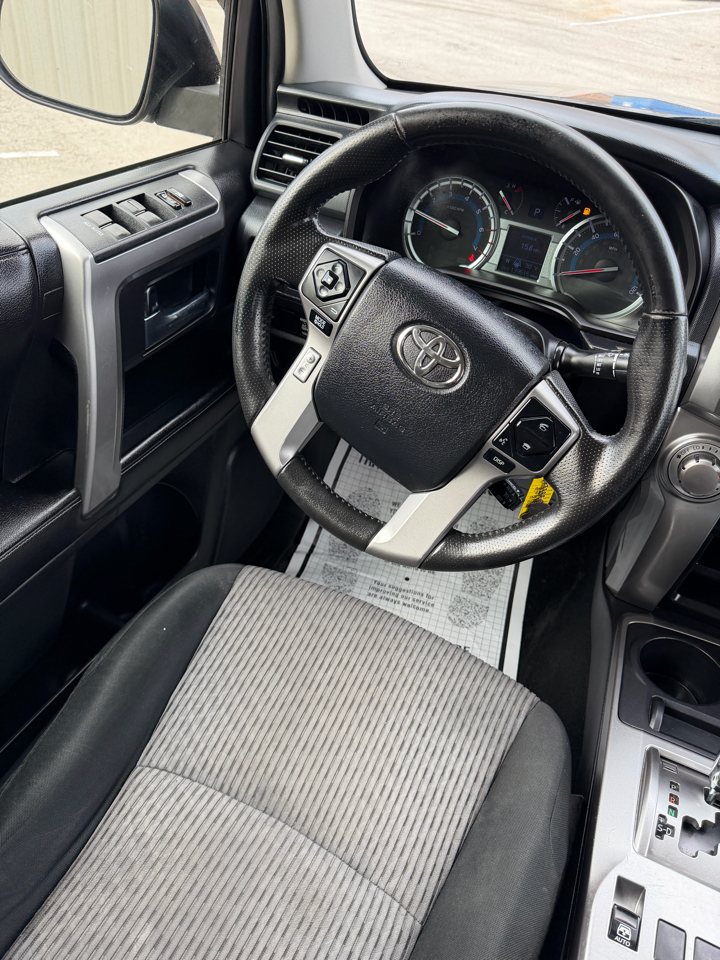 Toyota 4Runner SR5 4WD 2016