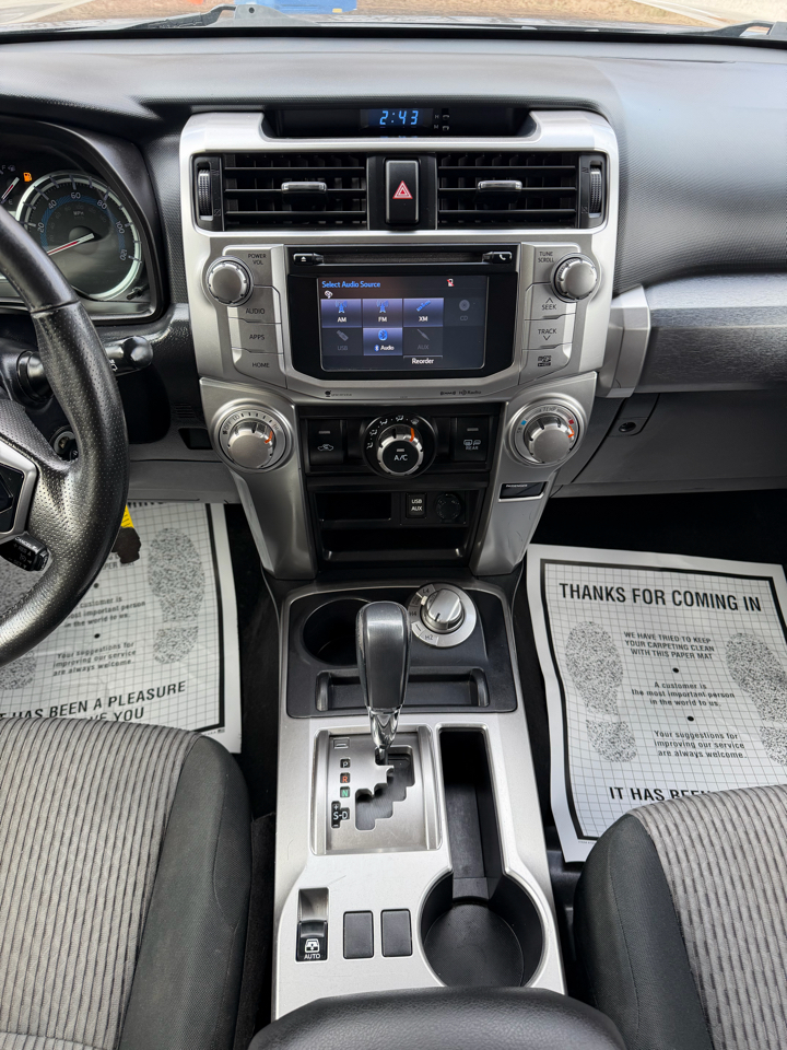 Toyota 4Runner SR5 4WD 2016