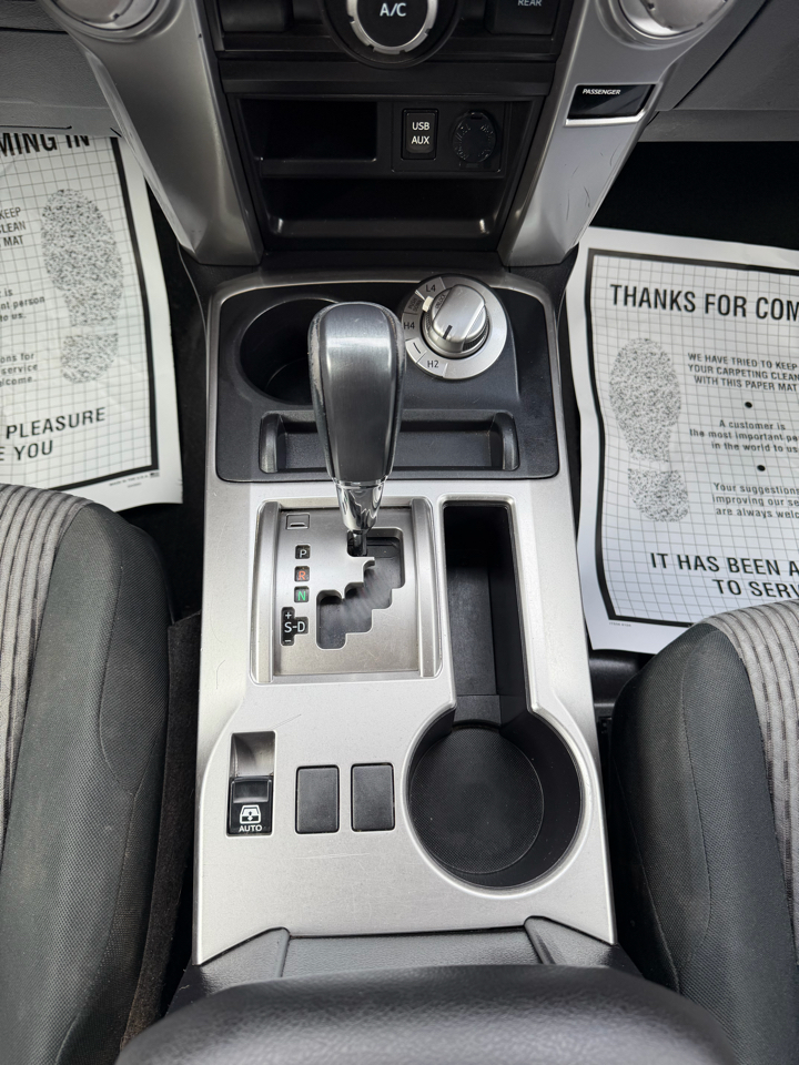 Toyota 4Runner SR5 4WD 2016