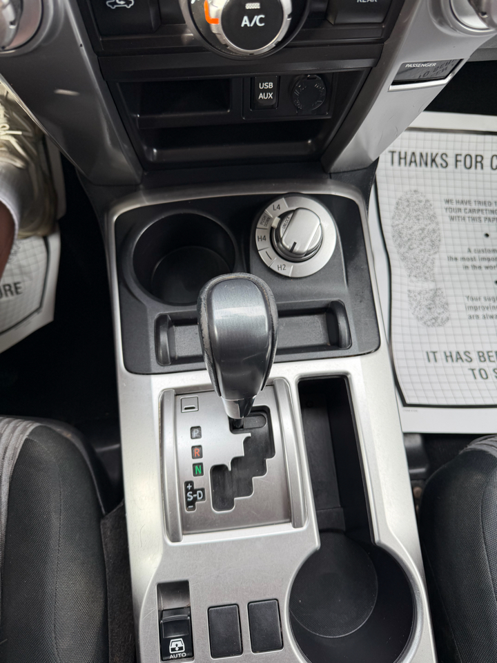 Toyota 4Runner SR5 4WD 2016