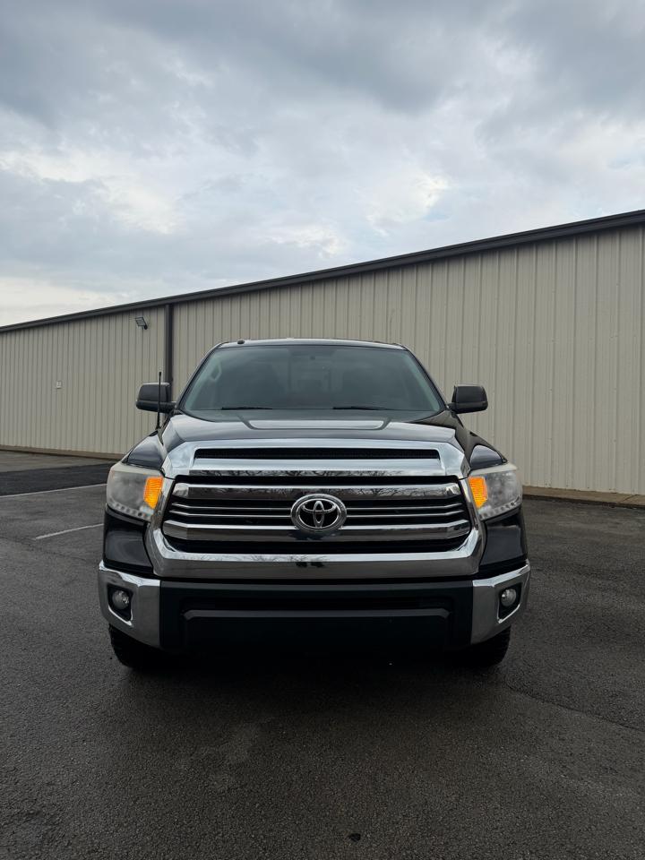 Toyota Tundra SR5 5.7L V8 FFV Double Cab 4WD 2016