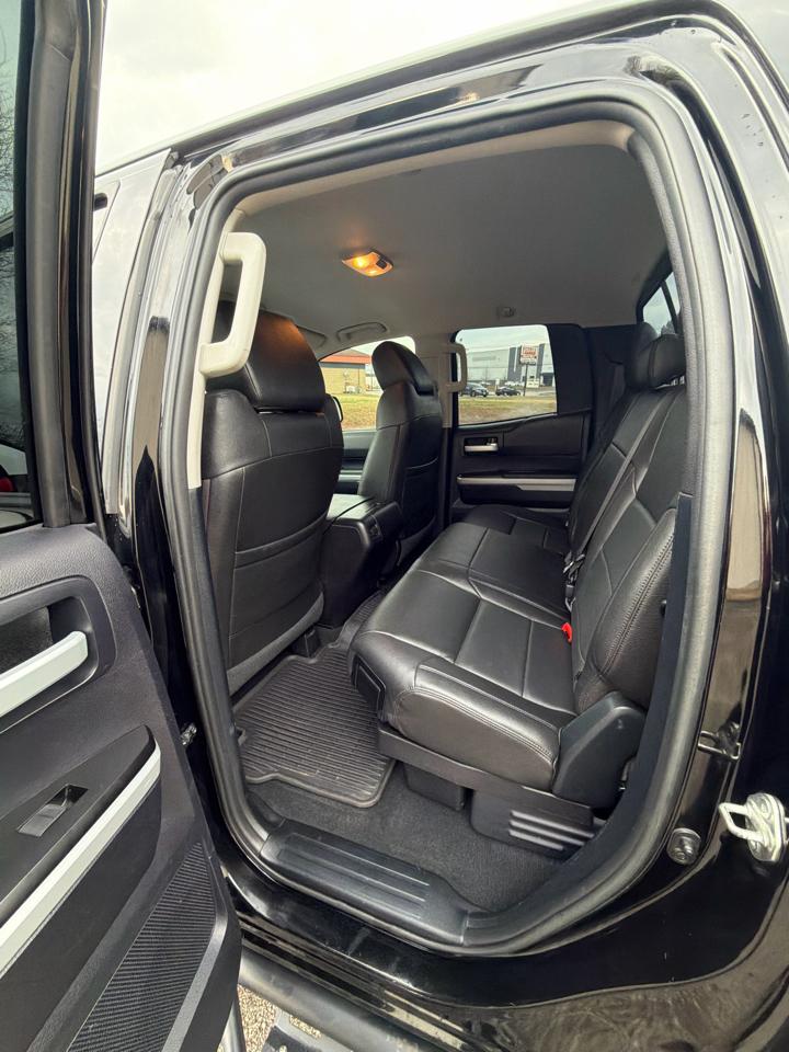 Toyota Tundra SR5 5.7L V8 FFV Double Cab 4WD 2016