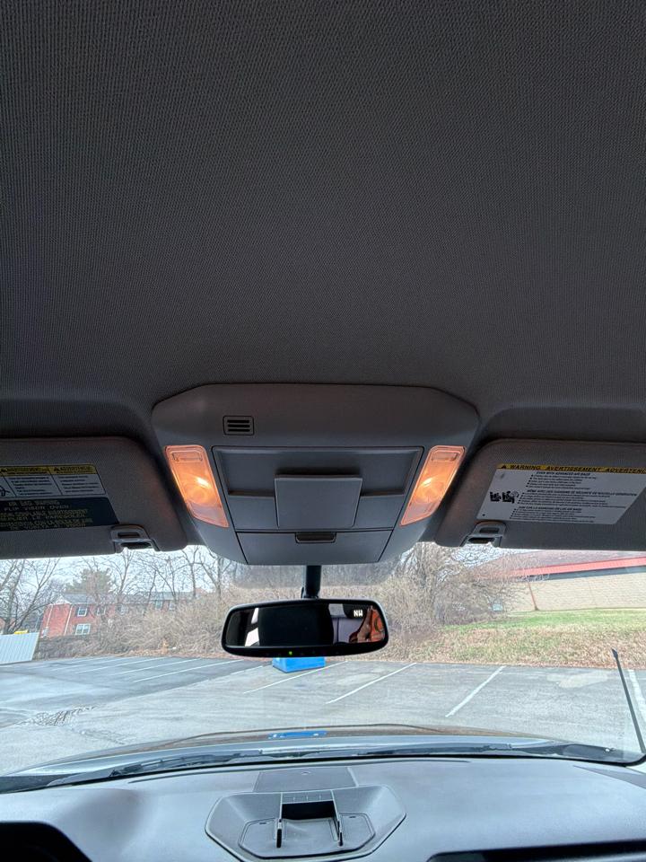 Toyota Tundra SR5 5.7L V8 FFV Double Cab 4WD 2016