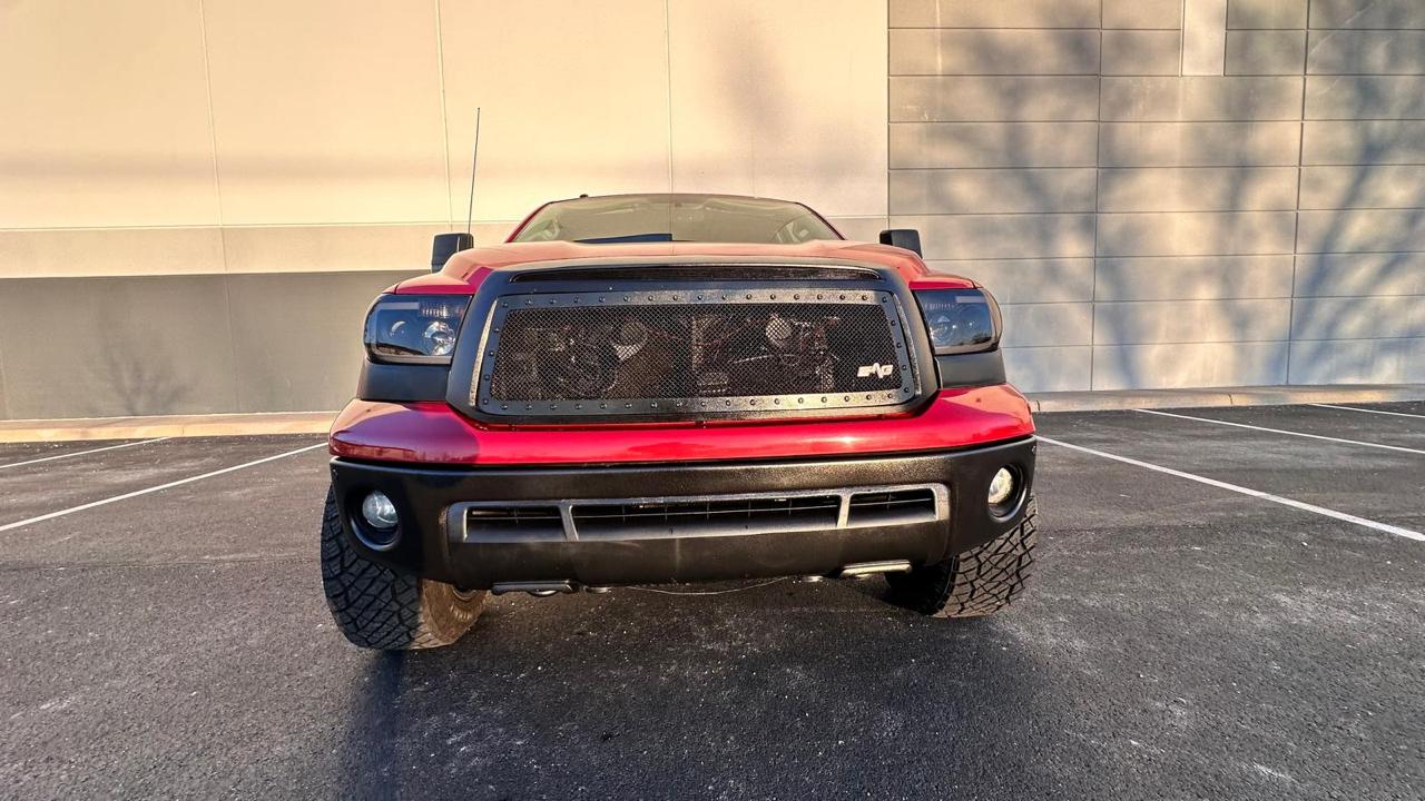 Toyota Tundra Limited 5.7L FFV CrewMax 4WD 2012