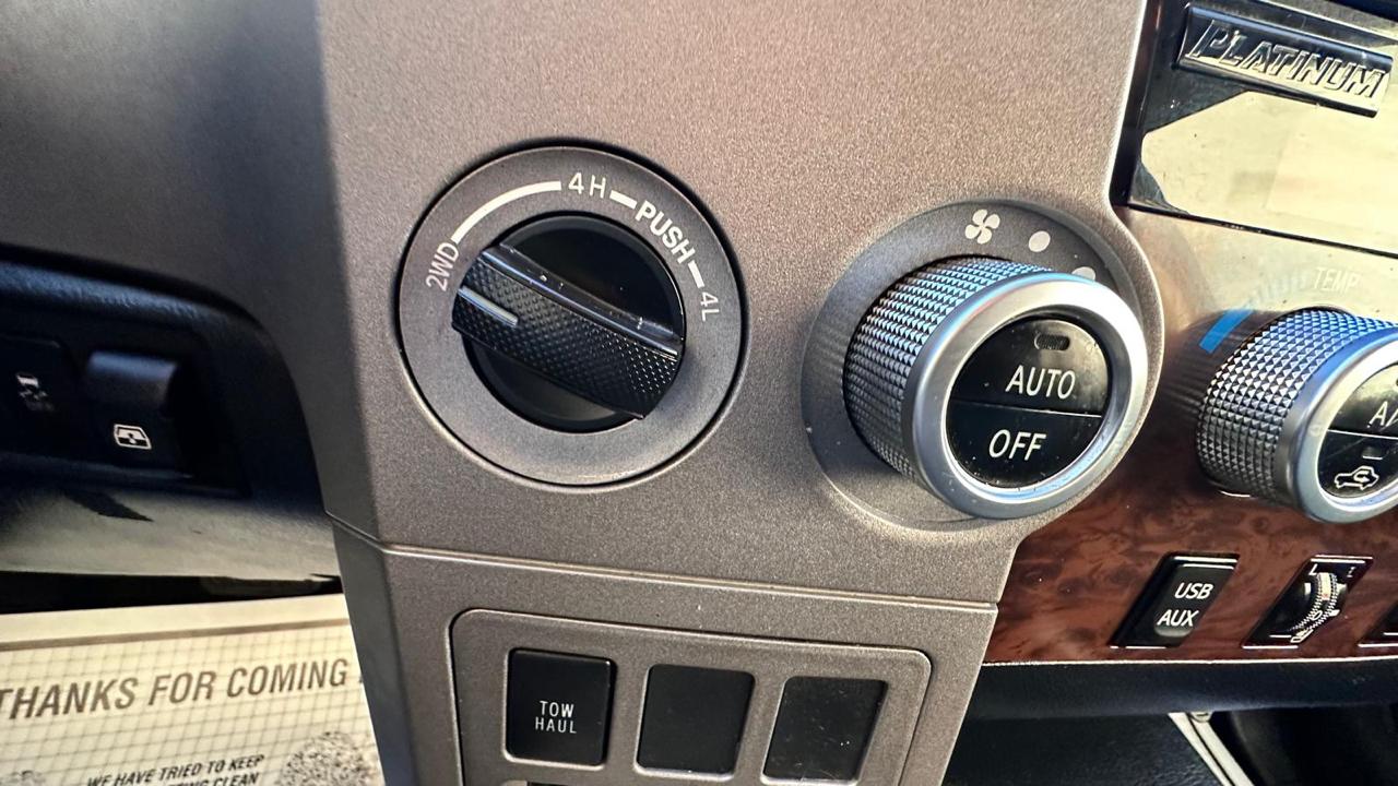 Toyota Tundra Limited 5.7L FFV CrewMax 4WD 2012