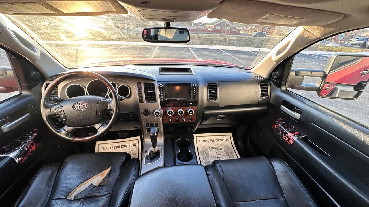 Toyota Tundra Limited 5.7L FFV CrewMax 4WD 2012