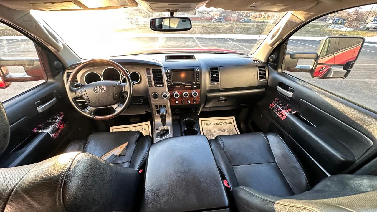 Toyota Tundra Limited 5.7L FFV CrewMax 4WD 2012