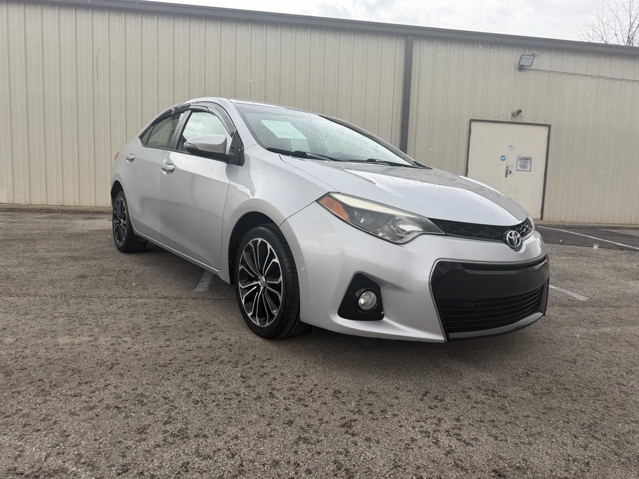 Toyota Corolla S Premium CVT 2015