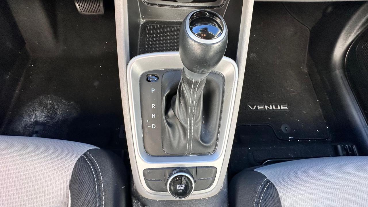 Hyundai Venue SEL 2023