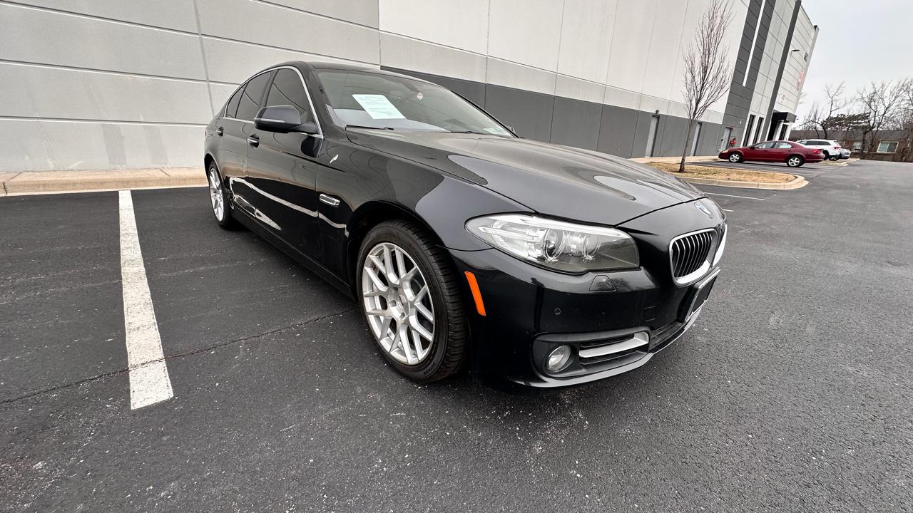 BMW 5-Series 528i 2015