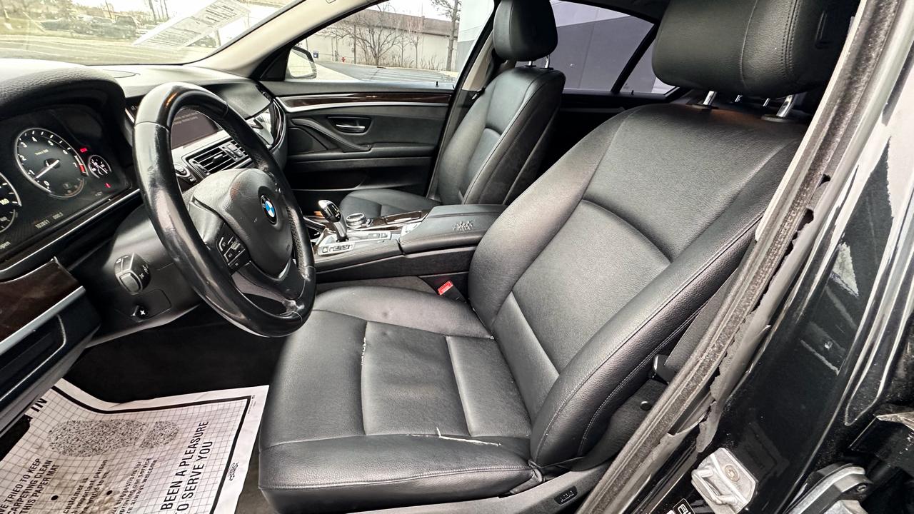 BMW 5-Series 528i 2015