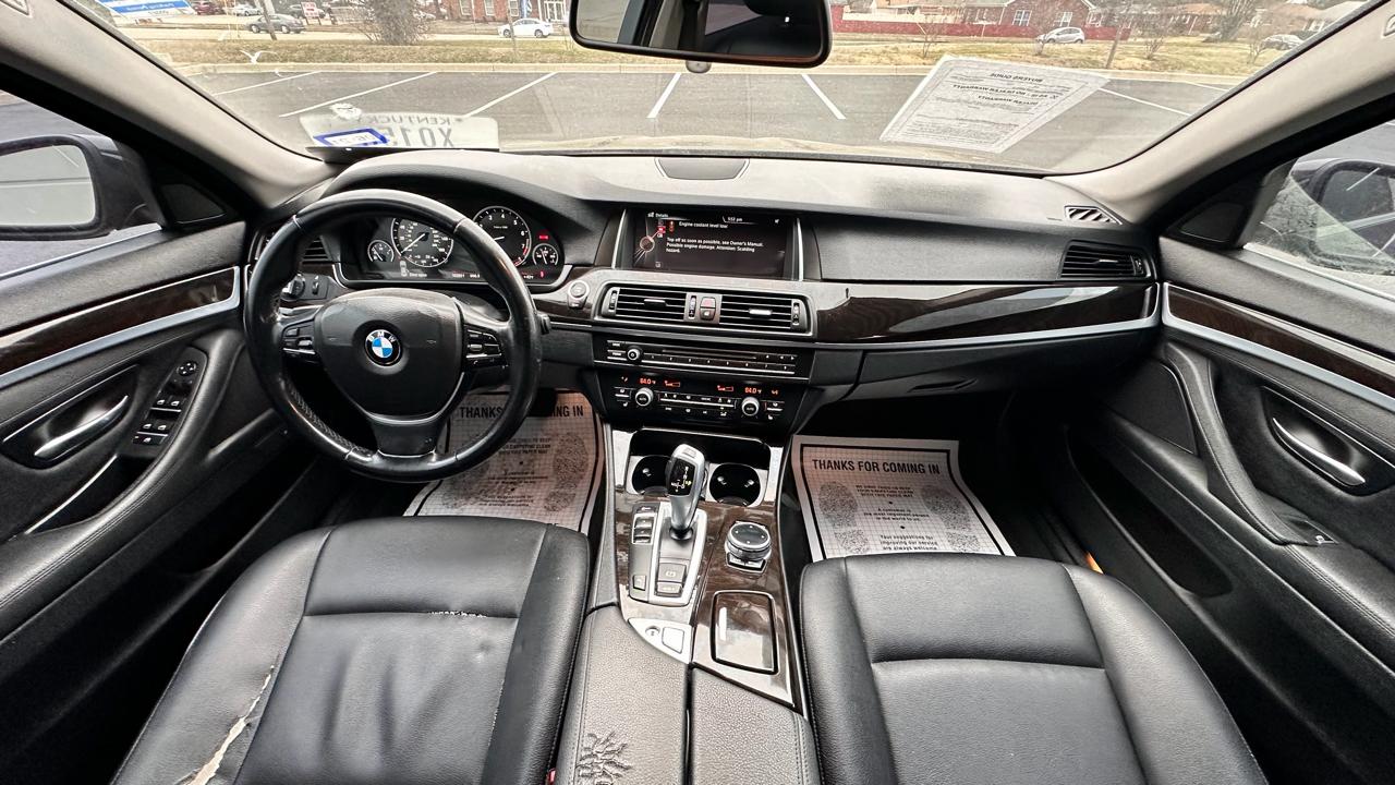 BMW 5-Series 528i 2015