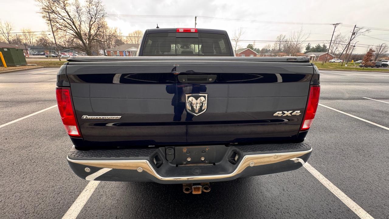 RAM 1500 SLT Crew Cab SWB 4WD 2016