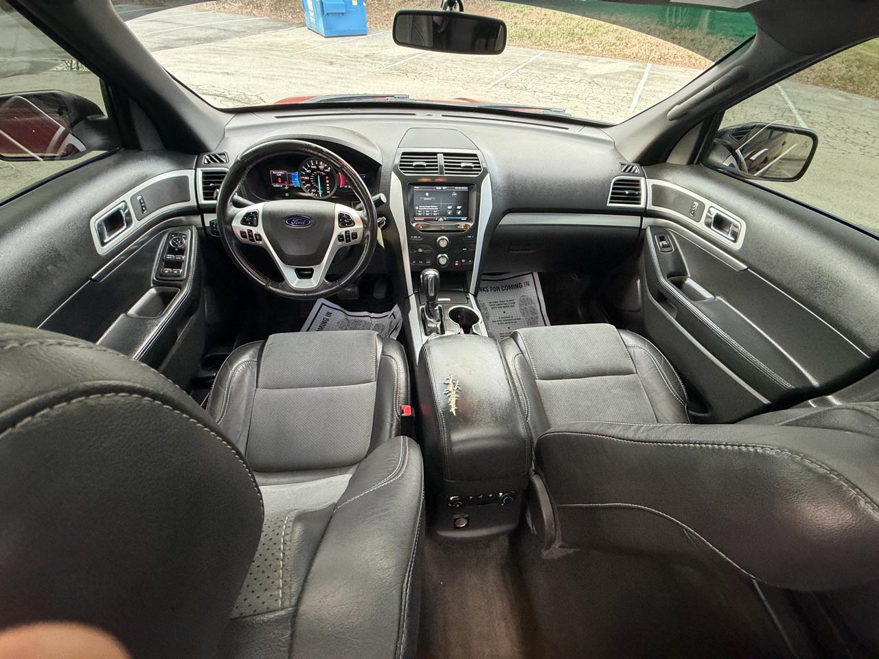 Ford Explorer XLT 4WD 2015