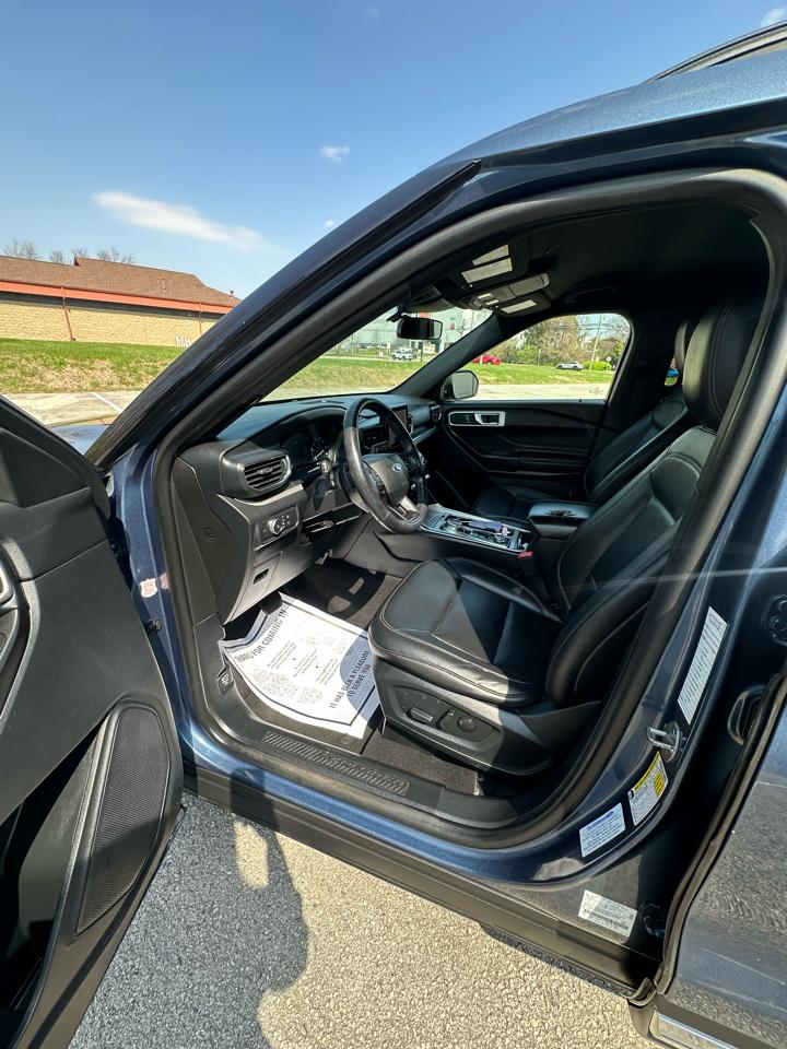 Ford Explorer XLT AWD 2020