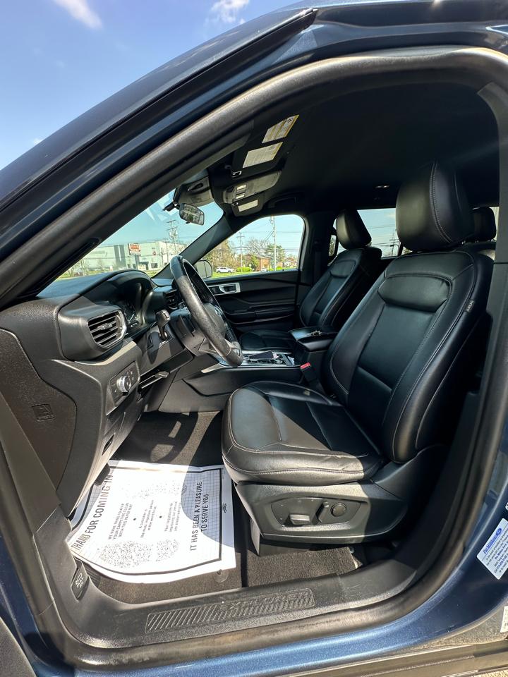 Ford Explorer XLT AWD 2020